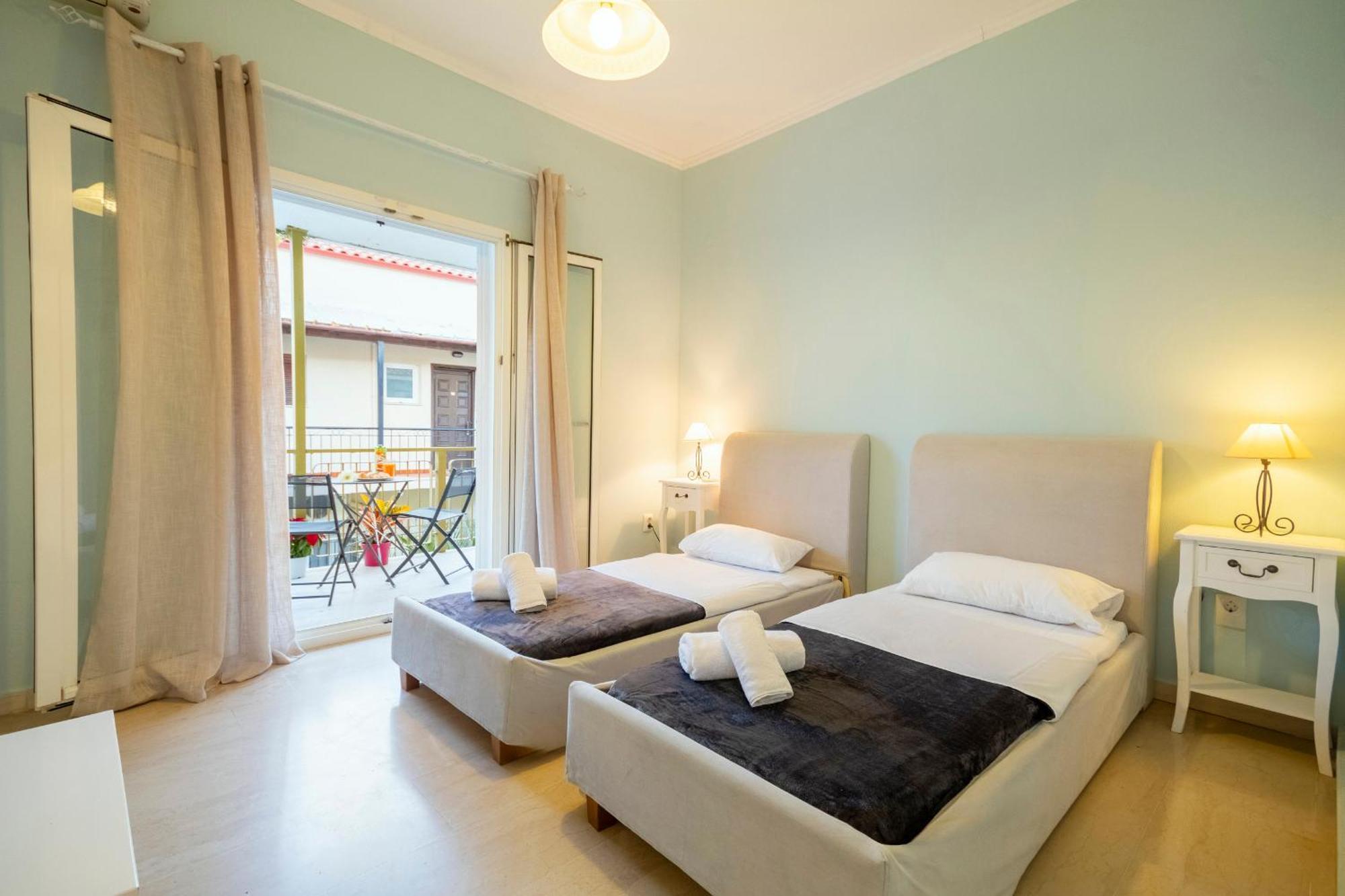 Mgi Apartments Ypsos Buitenkant foto