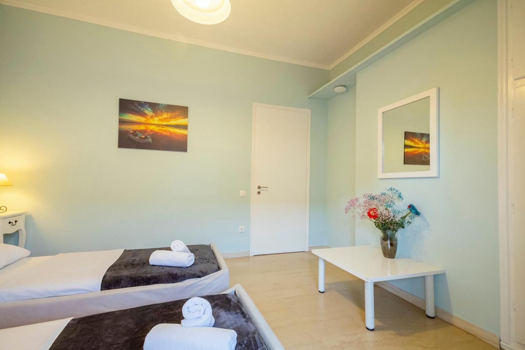 Mgi Apartments Ypsos Buitenkant foto