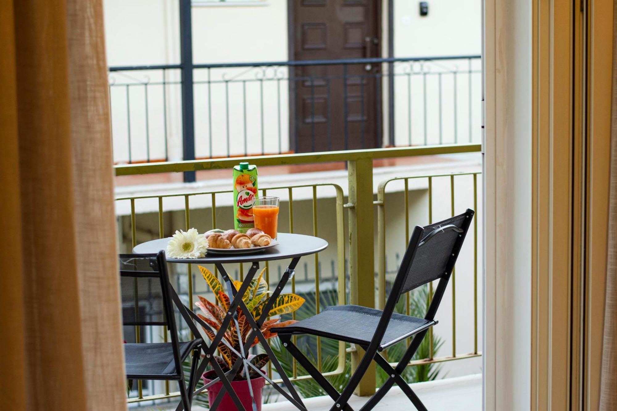 Mgi Apartments Ypsos Buitenkant foto